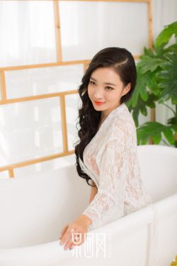当着老公的面被别人欺负该怎么办